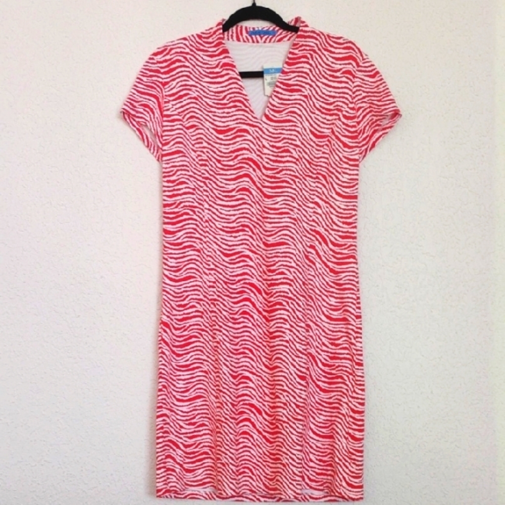 J. McLaughlin 💥NWT💥 Stylish coral and white "radio waves" print dress. Sz L